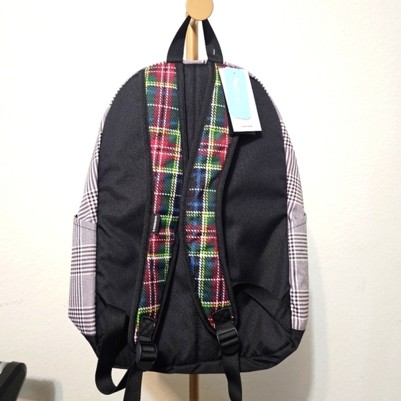 Converse Go 2 Patterned Check Backpack 24 Liter Capacity. - Picture 4 of 8